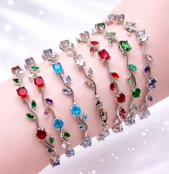 Graceful Tulip Crystal Bracelet for Women – Silver Finish Floral Bracelet